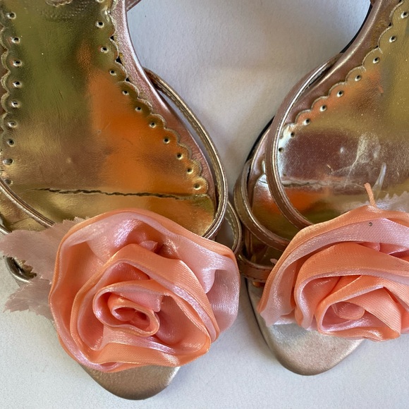 Sim Gold Orange Flower Heels SZ 4.5/5 - Picture 7 of 9